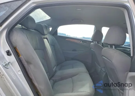 2015 Hyundai Sonata Hybrid из США, поврежденный, VIN KMHEC4A41FA131653